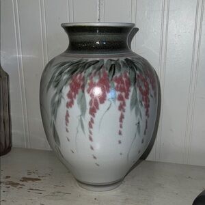 Lance Roberts Northwest Studio Pottery Vase - Wisteria